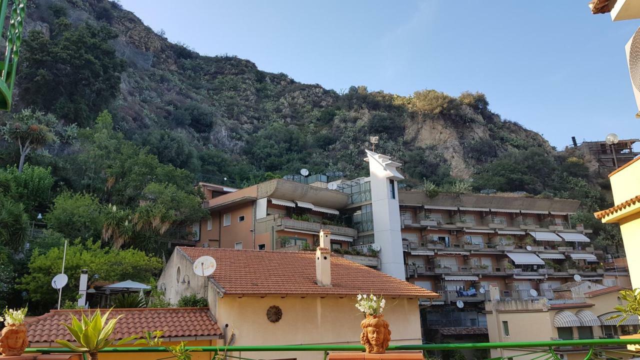 La Fontanella Apartment تاورمينا المظهر الخارجي الصورة